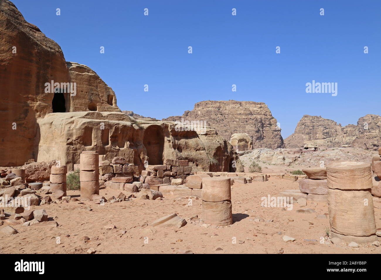 Complesso di tombe dei soldati romani, High Place of Sacrifice Trail, Petra, Wadi Musa, Governatorato di Ma'an, Giordania, Medio Oriente Foto Stock