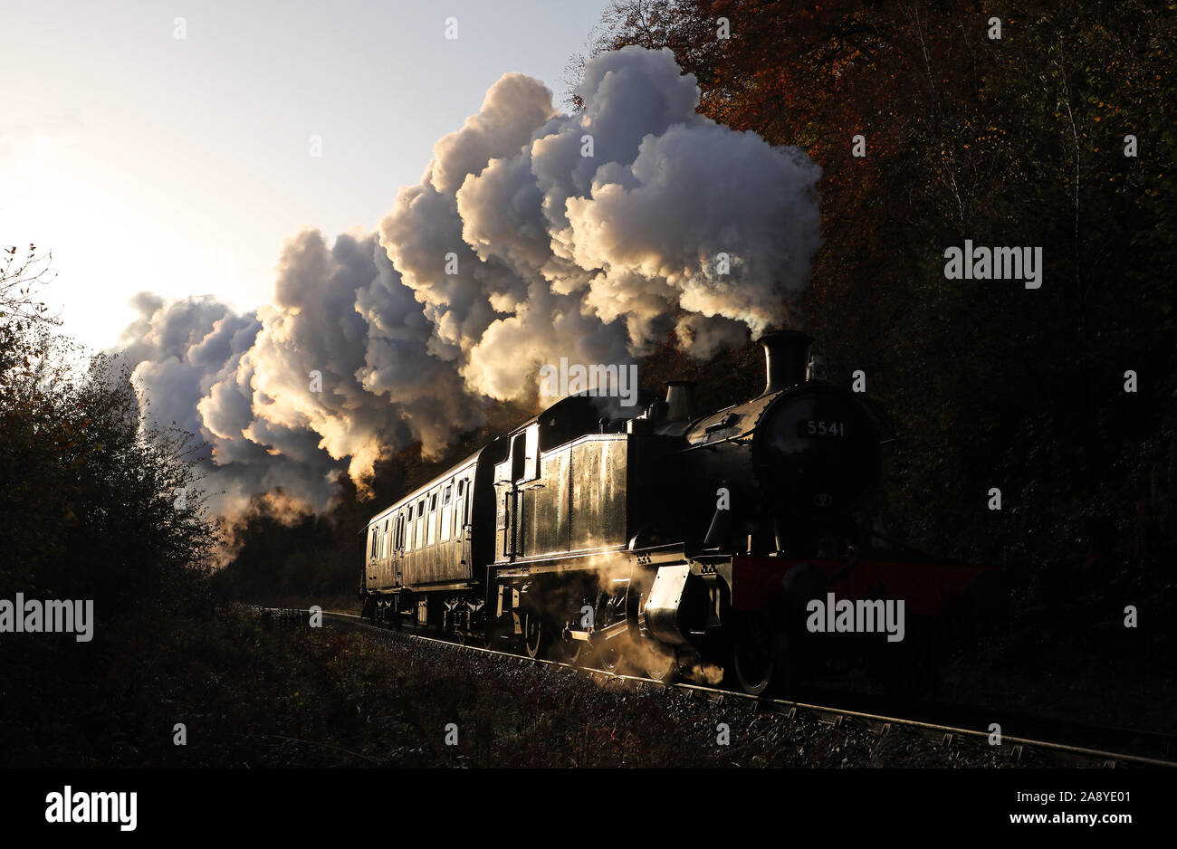 5541 capi lungo la Foresta di Dean treno alla fucina superiore. Foto Stock