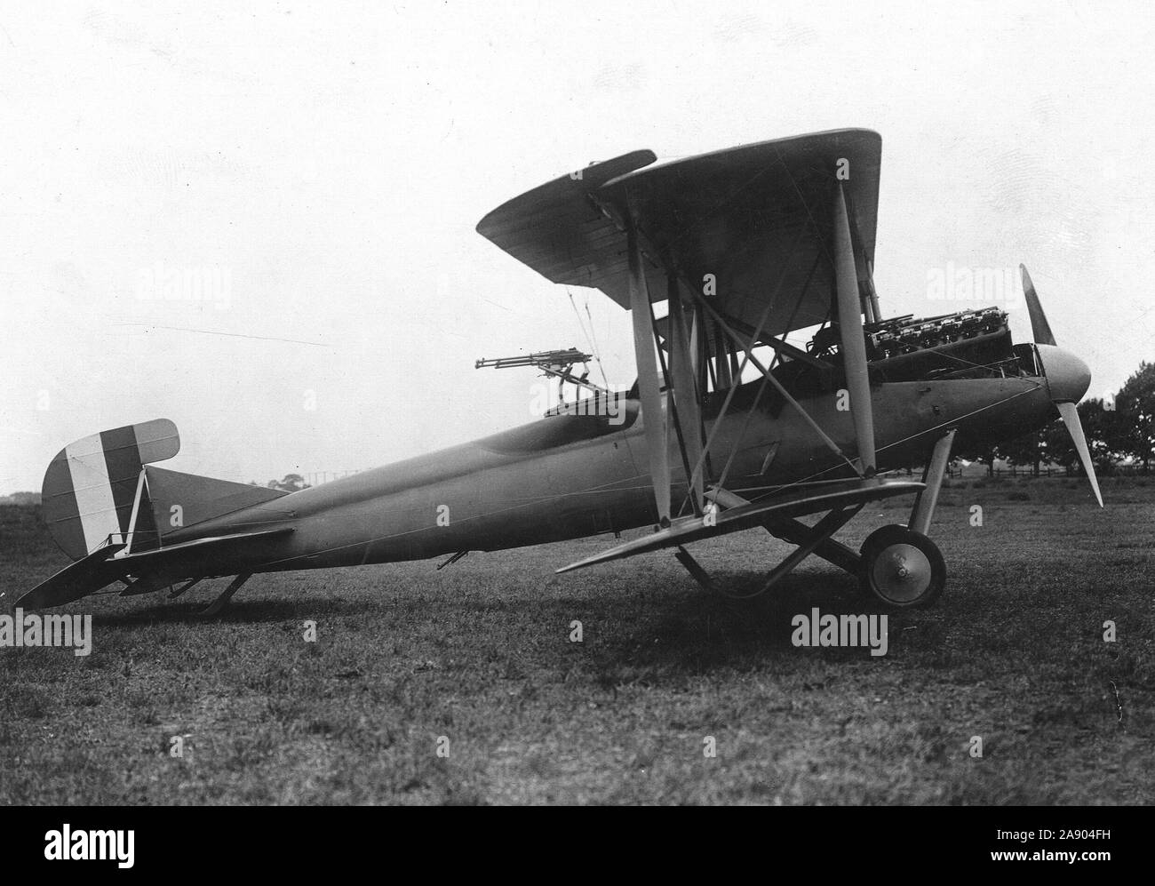 1919 - aeroplani per il governo USA. L.W.F. Engineering Co., College Point, L.I. L-W-F Modello G-2 montaggio aereo sette pistole di macchina Foto Stock
