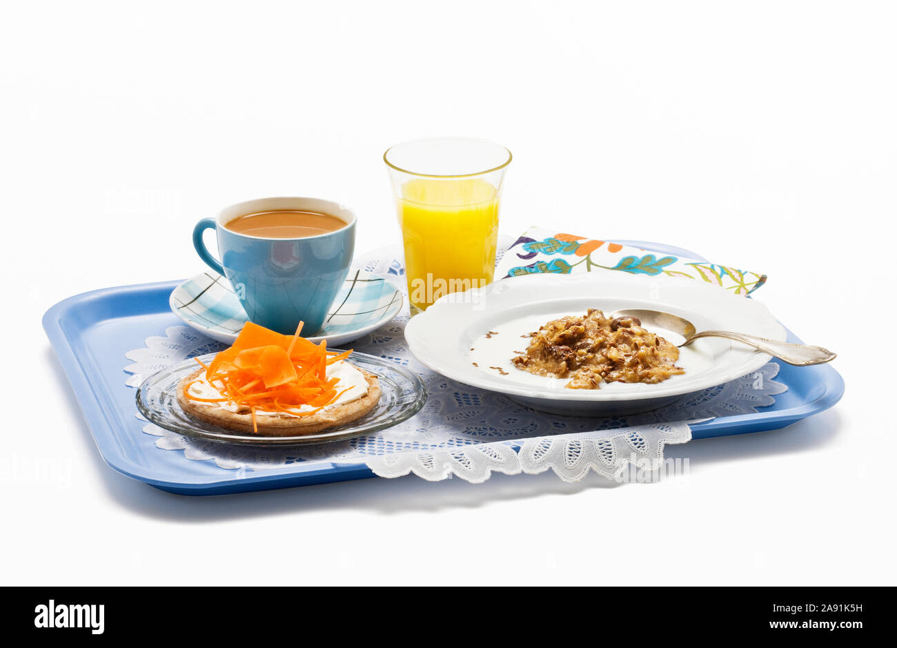 La colazione sul vassoio Foto Stock