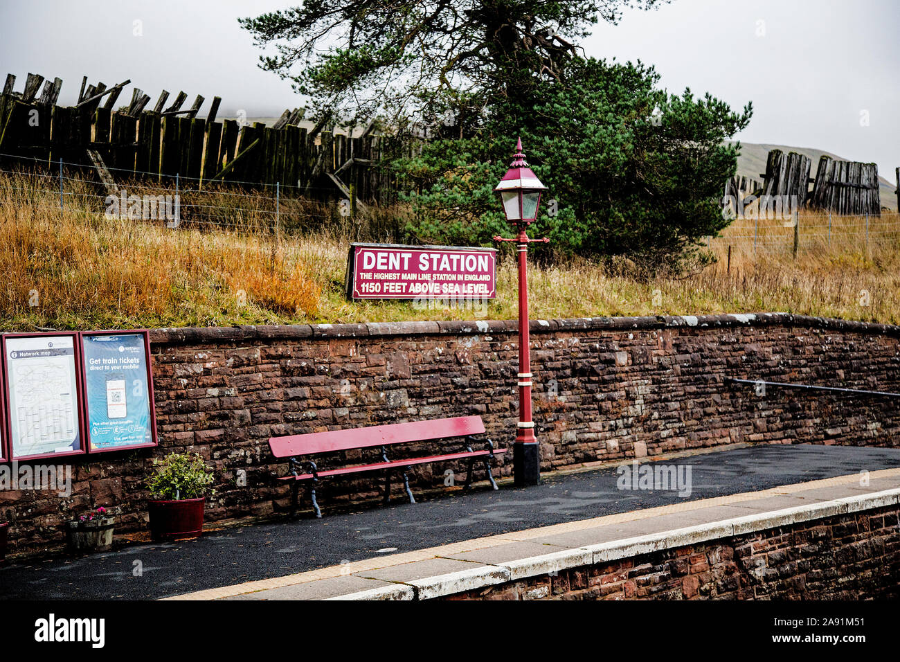 Dent stazione ferroviaria, Cowgill, South Lakeland District della Cumbria, la più alta al di sopra del livello del mare in Inghilterra a 1150 piedi Foto Stock