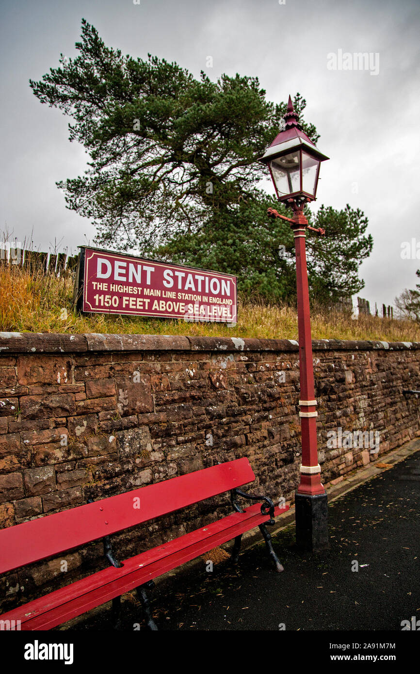 Dent stazione ferroviaria, Cowgill, South Lakeland District della Cumbria, la più alta al di sopra del livello del mare in Inghilterra a 1150 piedi Foto Stock