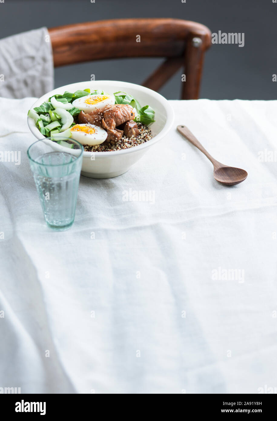 Cibo sul tavolo Foto Stock