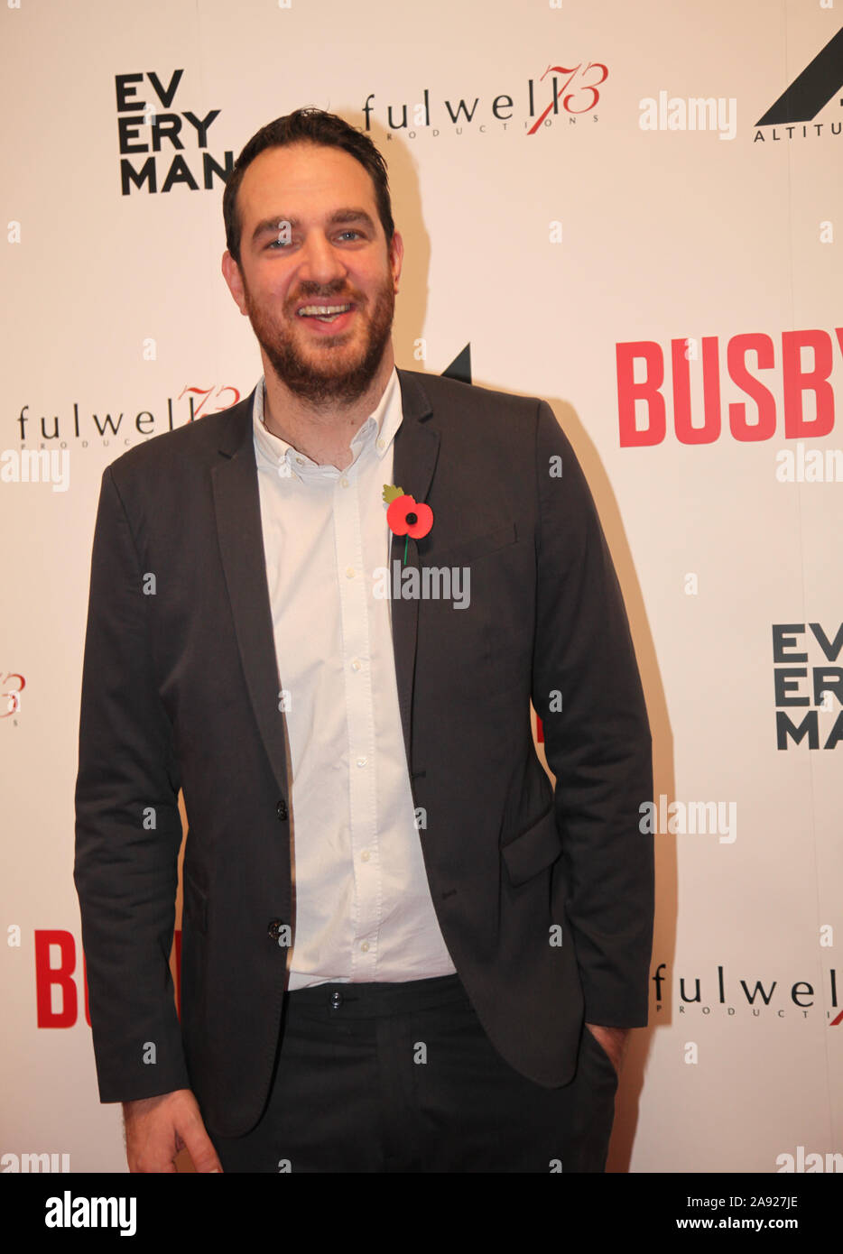 Manchester. Regno Unito 11 novembre, 2019. Ex Manchester United i giocatori e gli ospiti che appaiono alla premier del film "Busby" tenutosi presso il teatro Everyman in Manchester. Nella foto: Gabe Turner ©Ged Noonan/Alamy Foto Stock