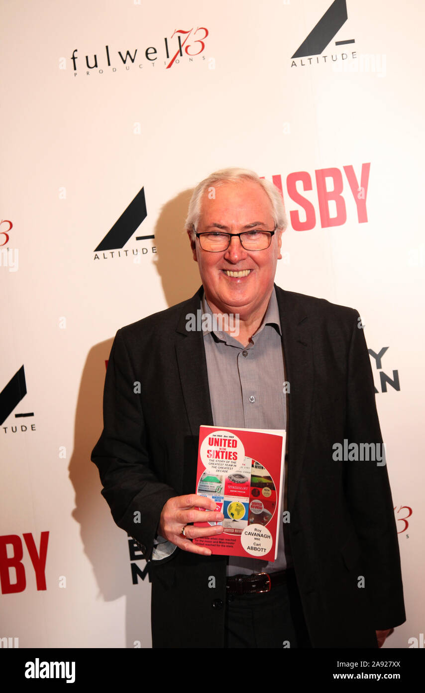 Manchester. Regno Unito 11 novembre, 2019. Ex Manchester United i giocatori e gli ospiti che appaiono alla premier del film "Busby" tenutosi presso il teatro Everyman in Manchester. Nella foto: Roy Cavanagh ©Ged Noonan/Alamy Foto Stock