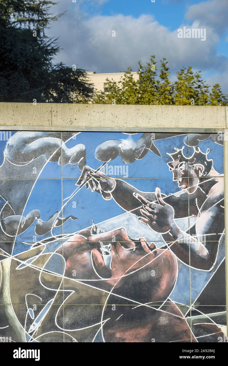 Il lato destro di Hans Erni di affresco sulla parete perimetrale del Palazzo delle Nazioni Unite a Ginevra, Svizzera Foto Stock