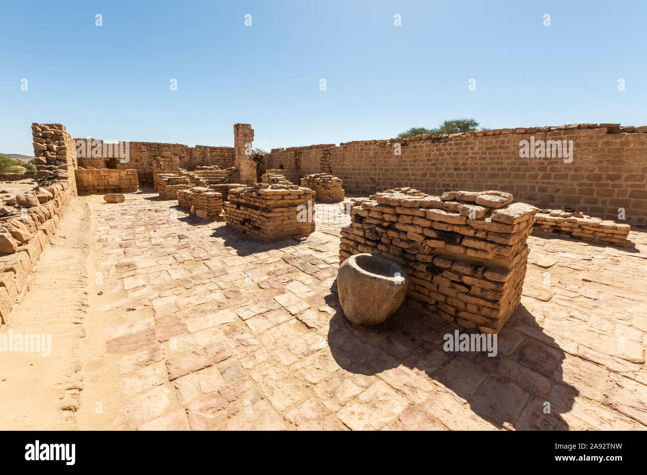 Rovine del monastero cristiano medievale, al Ghazali; Sudan Foto Stock