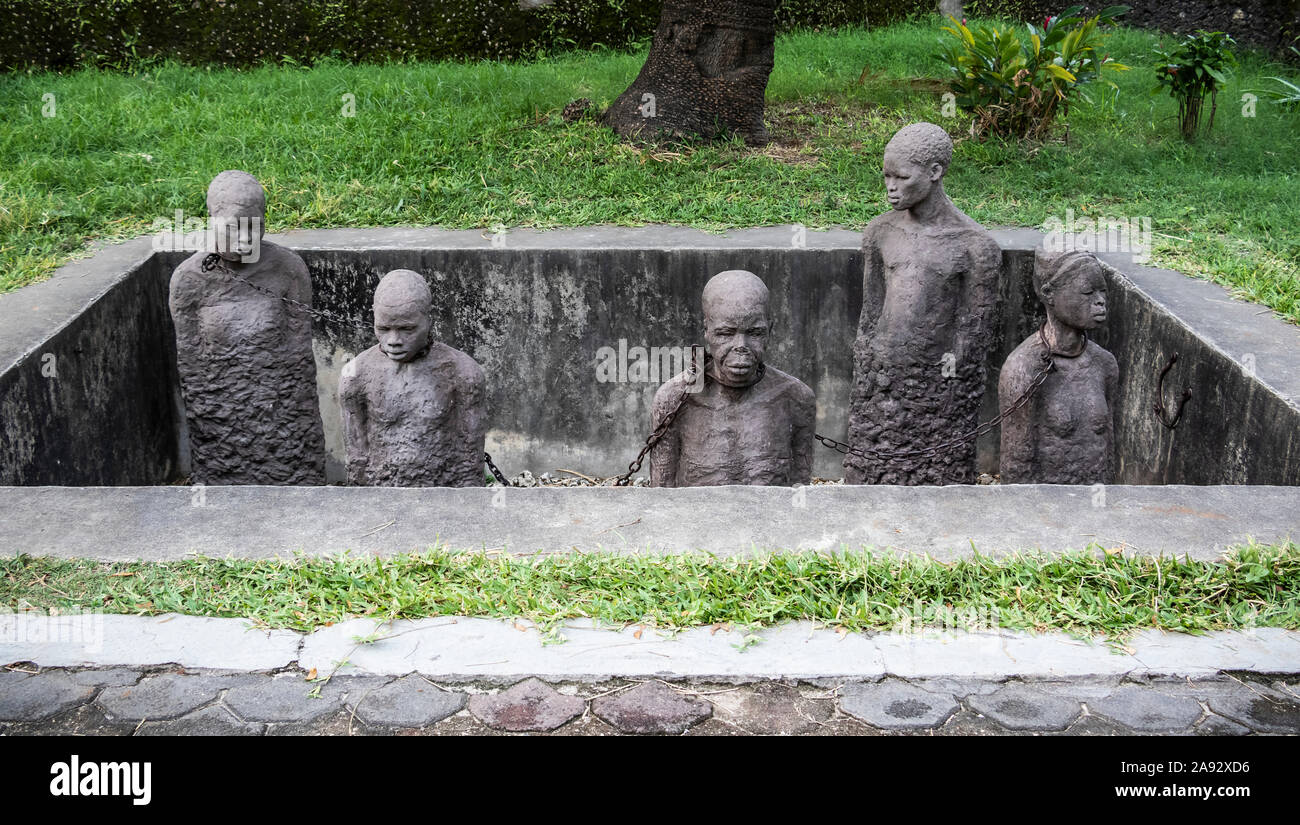 Monumento agli schiavi, Città di pietra di Zanzibar; Zanzibar Città, Isola di Unguja, Zanzibar, Tanzania Foto Stock