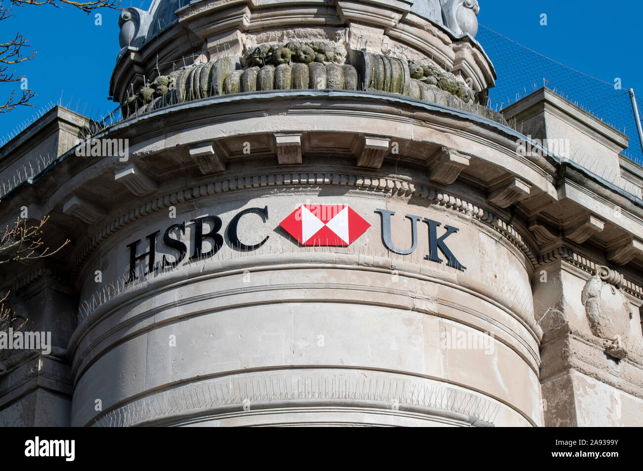 Worthing, West Sussex, Regno Unito, Novembre 12, HSBC Bank Building a Worthing Town Center. Foto Stock