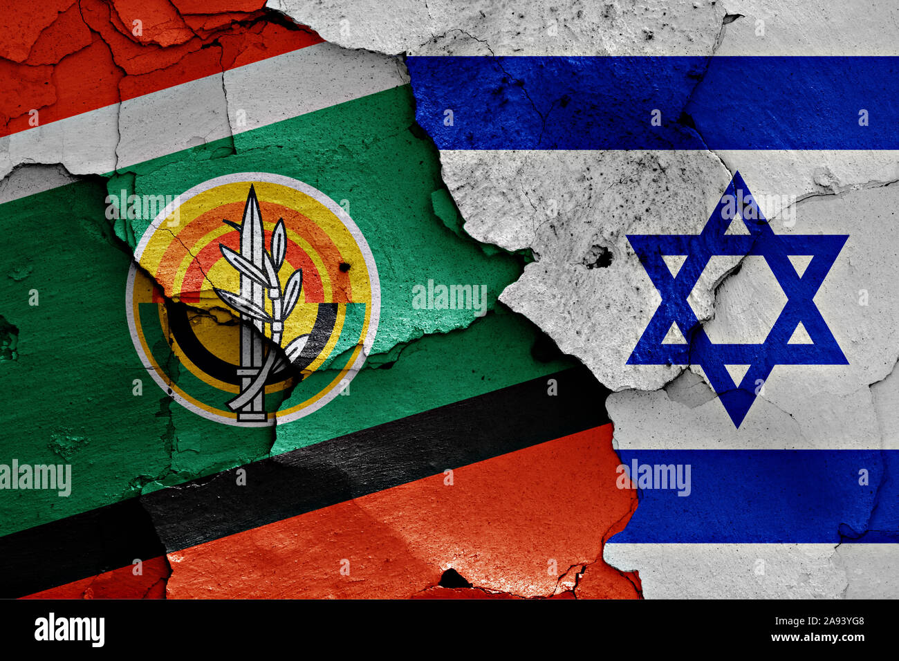 Bandiere di esercito israeliano e Israele dipinta sulla parete incrinato Foto Stock