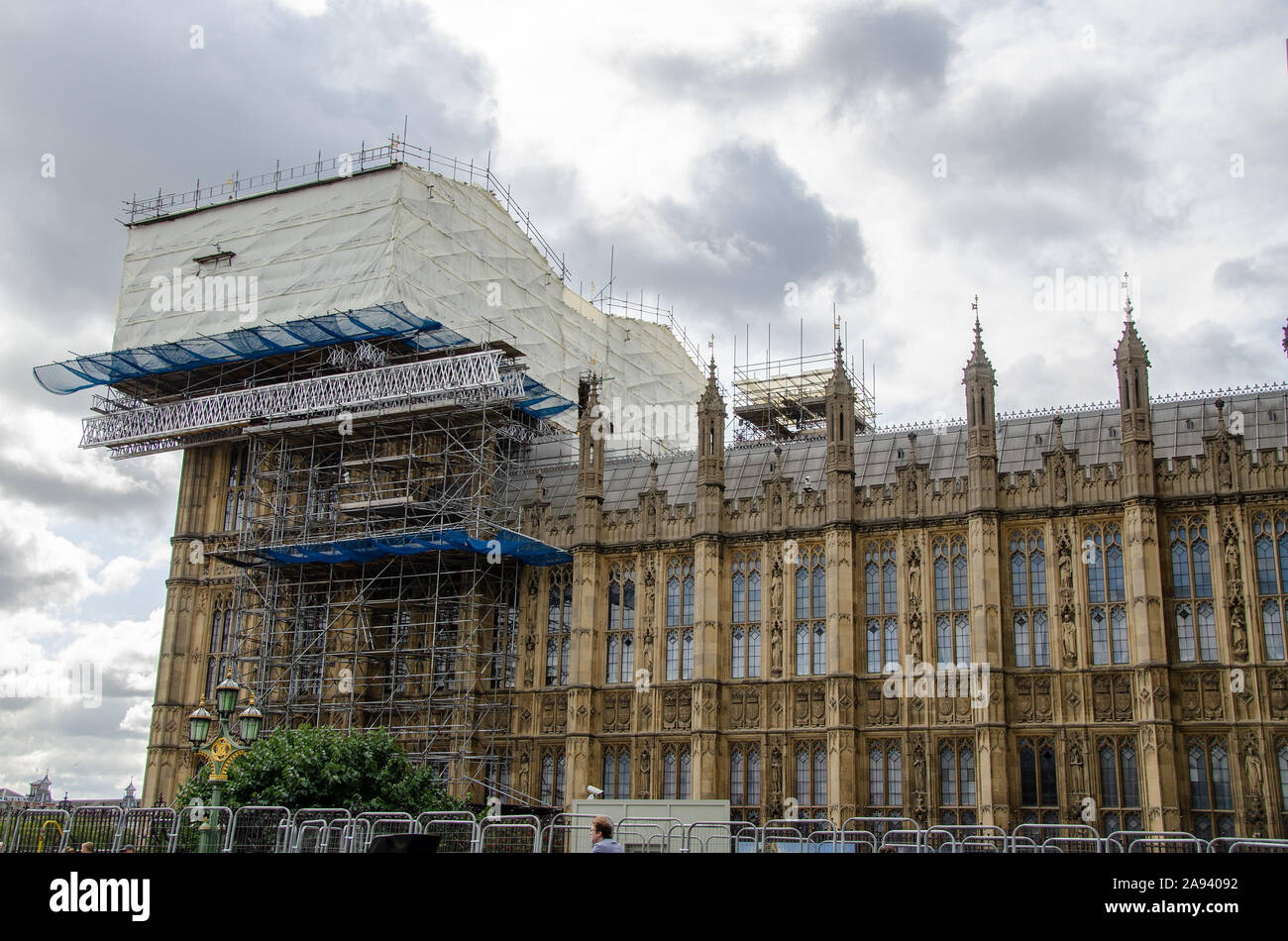 Il big ben il parlamento a Londra sotto lavori di rinnovo Foto Stock