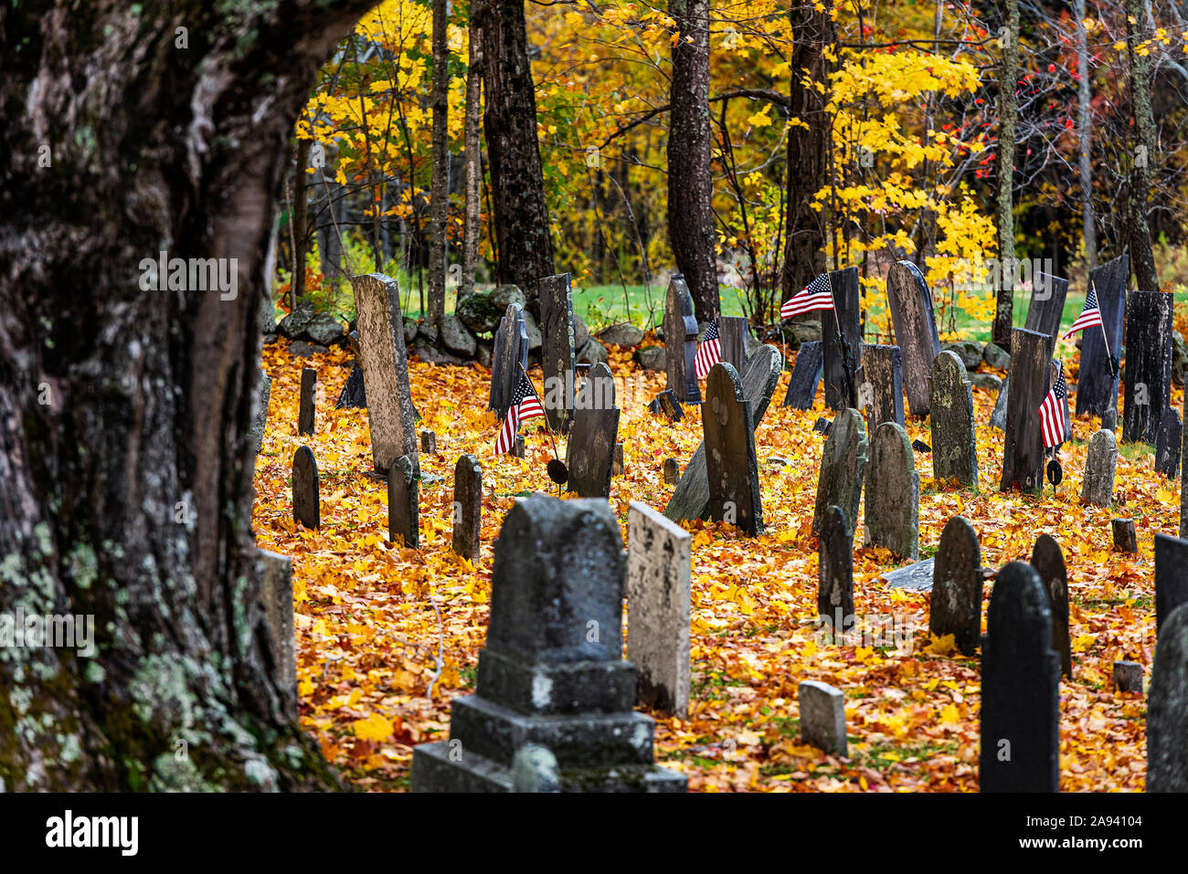 Rustico cimitero di autunno, Salisbury, New Hampshire, Stati Uniti d'America. Foto Stock