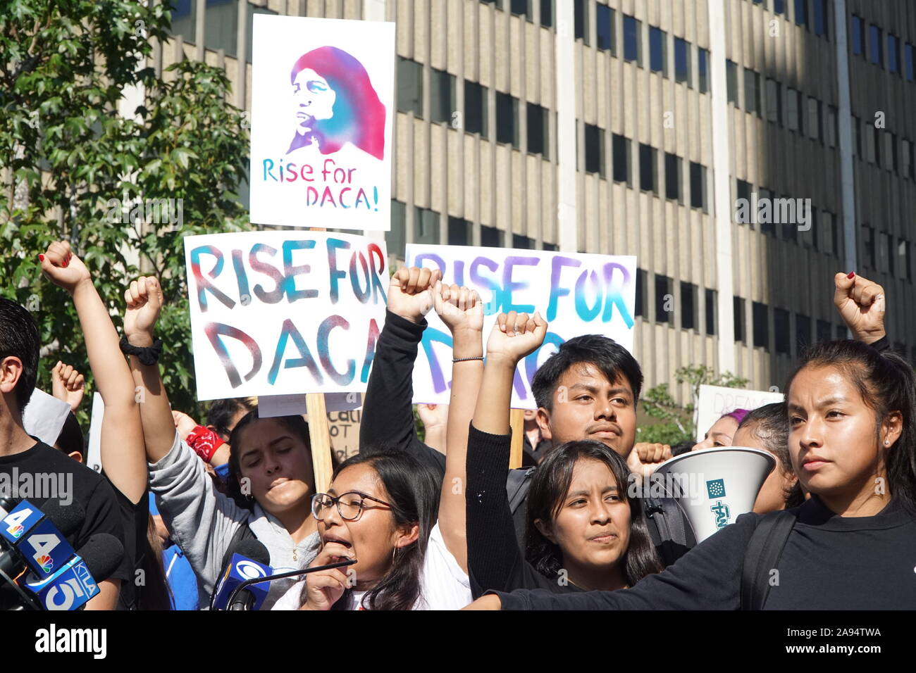Los Angeles, California, USA, xii oct, 2019.centinaia di Los Angeles le proteste degli studenti Presidente Trump per la decisione di abrogazione DACA politica. Foto Stock