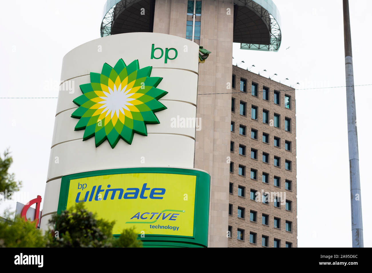 Istanbul, Turchia - Novembre-10.2019: BP gas station segno fotografato. Esso è stato girato in interni. Un produttore di olio con una lunga storia. Foto Stock