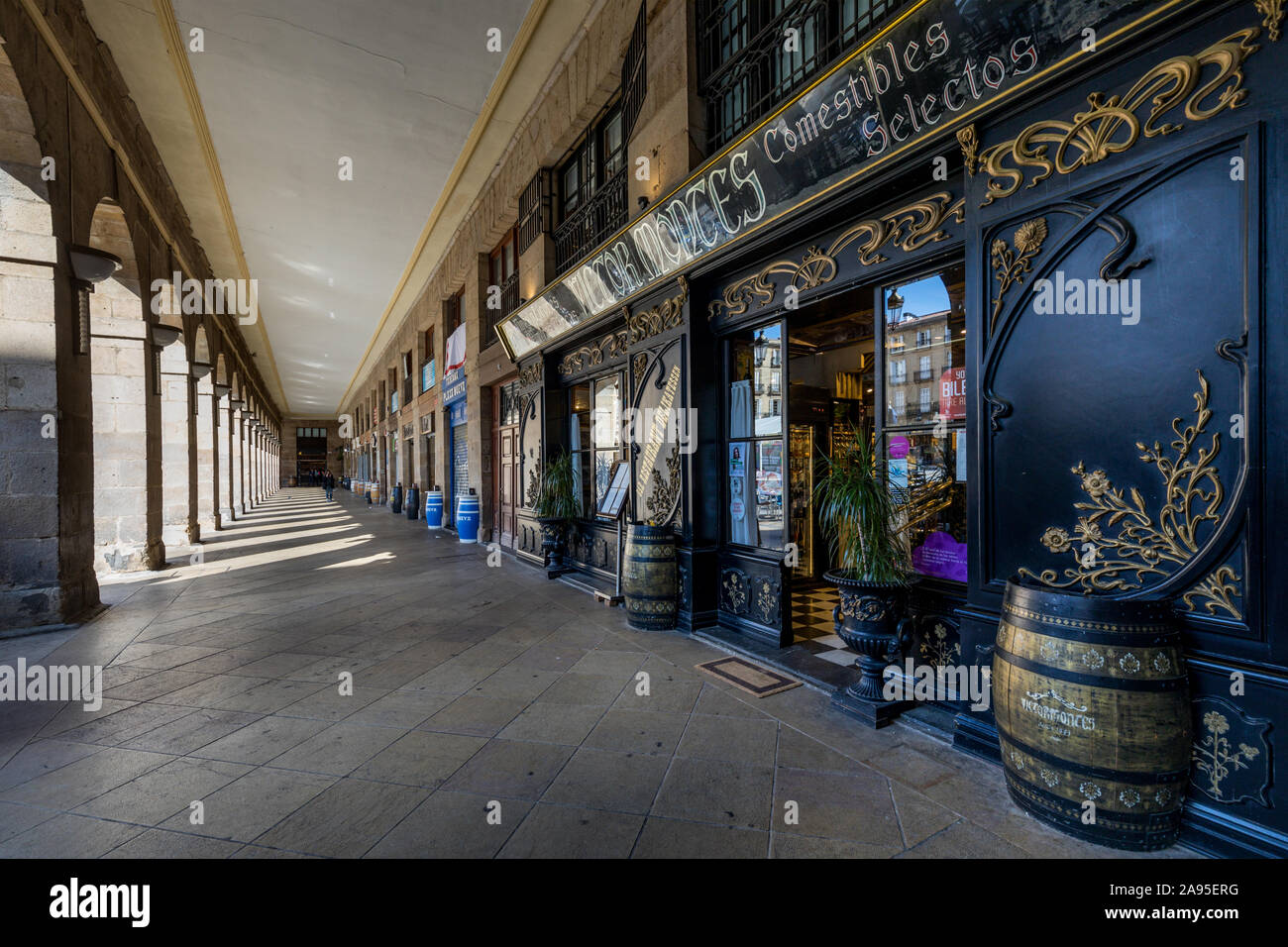 Víctor Montes ristorante, Plaza Berria, nella Città Vecchia (Casco Viejo), Bilbao, Spagna Foto Stock