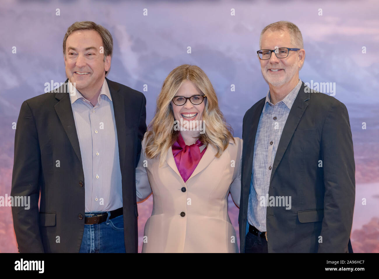 Jennifer Lee, Chris Buck e Peter Del Vecho frequentando il photocall di congelati 2 di Roma. Foto Stock