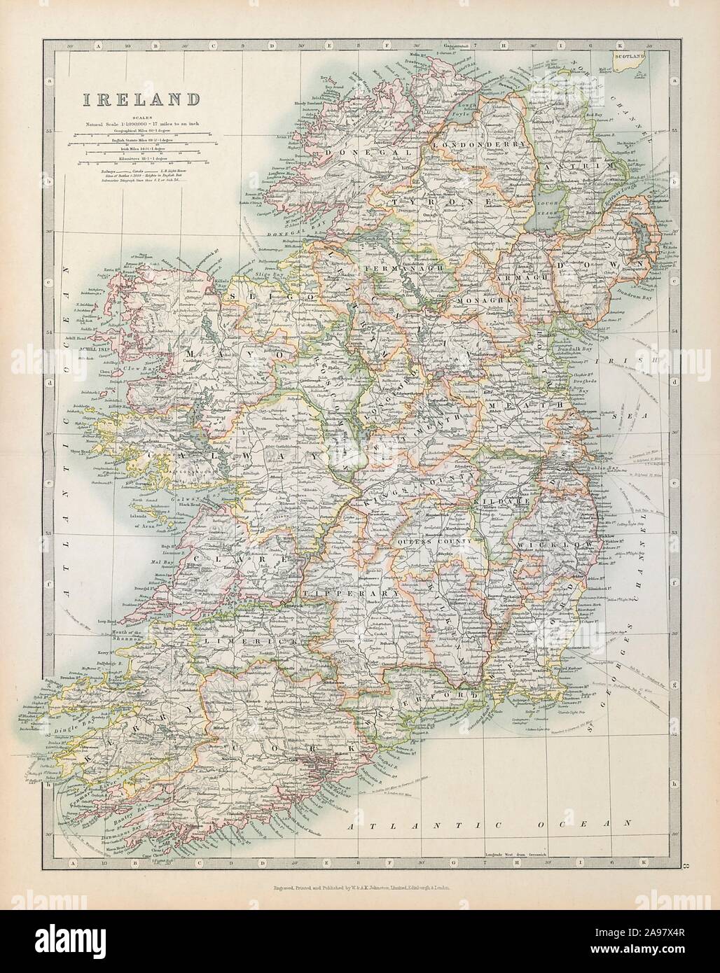 L'Irlanda che mostra i campi di battaglia e le date. JOHNSTON 1915 antica mappa grafico Foto Stock