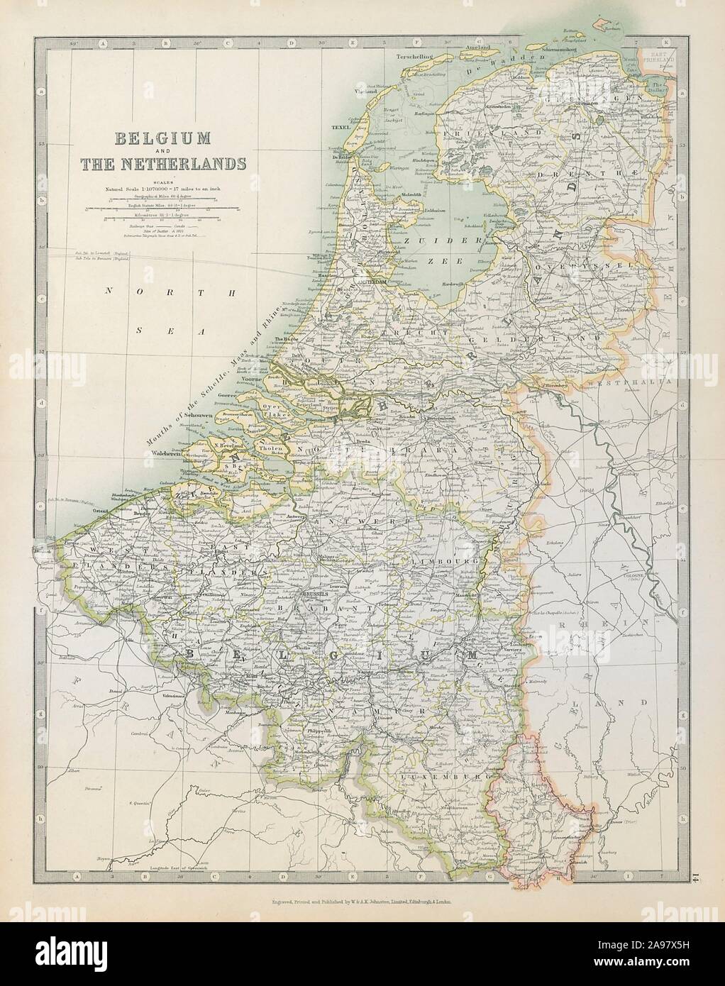 Il Benelux. Mostra 1815 campi di battaglia. Belgio e Paesi Bassi. JOHNSTON 1915 mappa vecchia Foto Stock