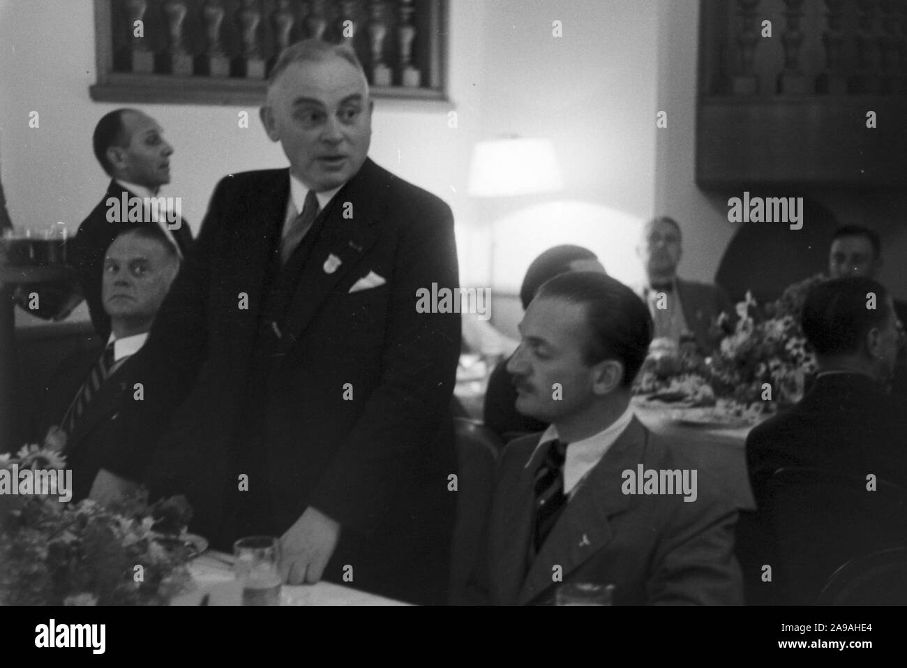 Un incontro in Harnack-Haus in Berlin-Dahlem, Germania 1930s. Foto Stock