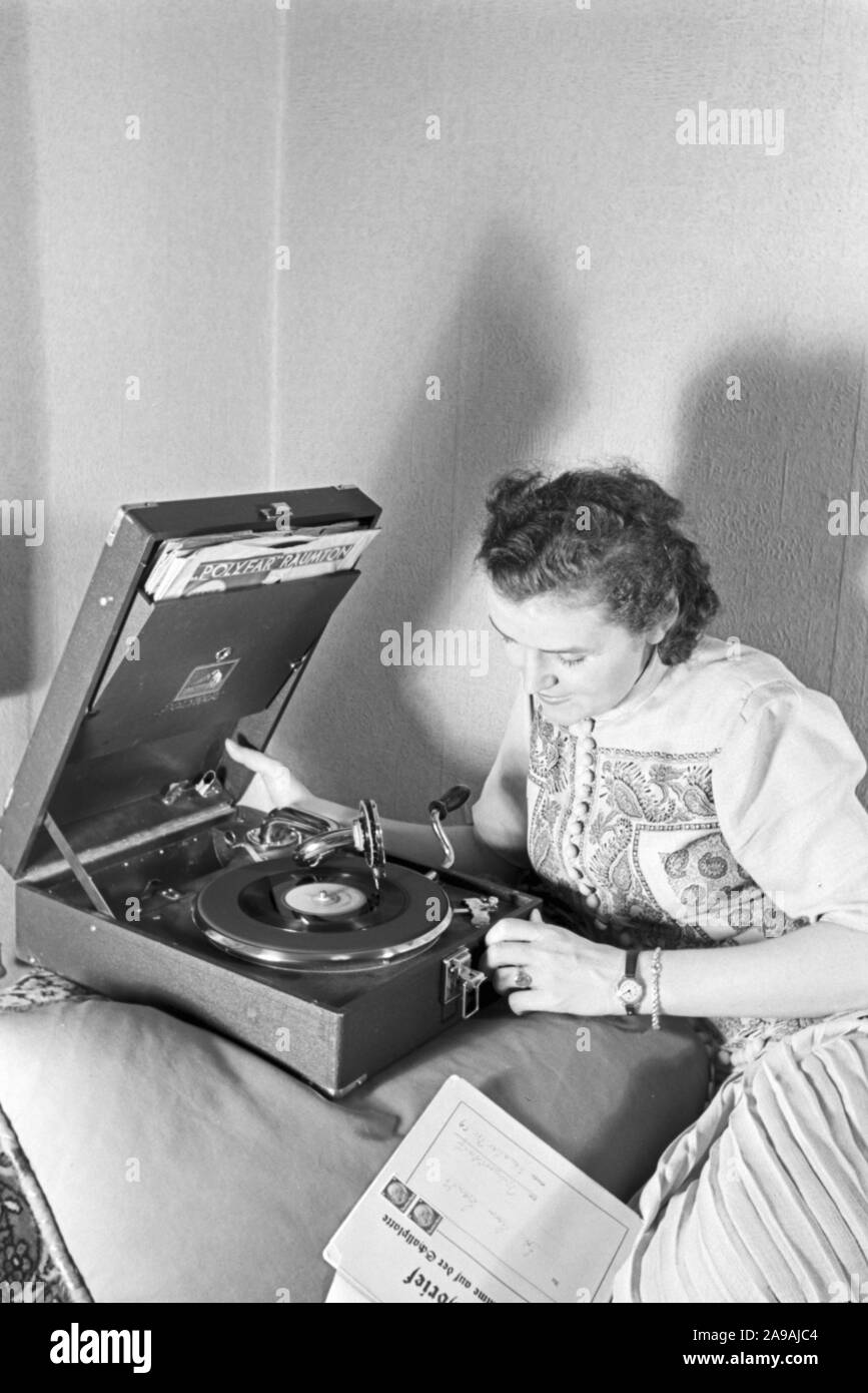 Un messaggio vocale tramite record, Germania 1930s. Foto Stock