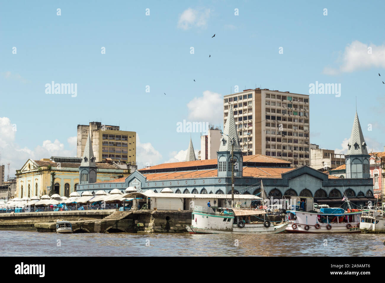 Belém e ver-o-fiera in pesos visto dalla baia di Guajará Foto Stock