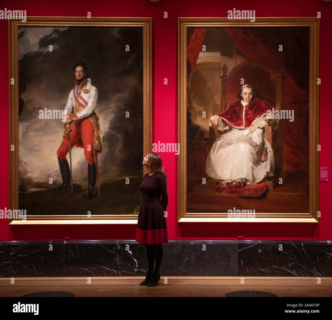 La Queen's Gallery e Buckingham Palace, London, Regno Unito. Il 14 novembre 2019. George IV: Arte e spettacolo anteprima della fiera, presentando la sua impareggiabile collezione di arte, gran parte del quale rimane nella Royal Collection. La mostra va dal 15 novembre 2019 - 3 maggio 2020. Immagine: Ritratti da Sir Thomas Lawrence dalla camera di Waterloo, il Castello di Windsor. Immagine (l a r): Charles, Arciduca d'Austria; Papa Pio VII. Credito: Malcolm Park/Alamy Live News. Foto Stock