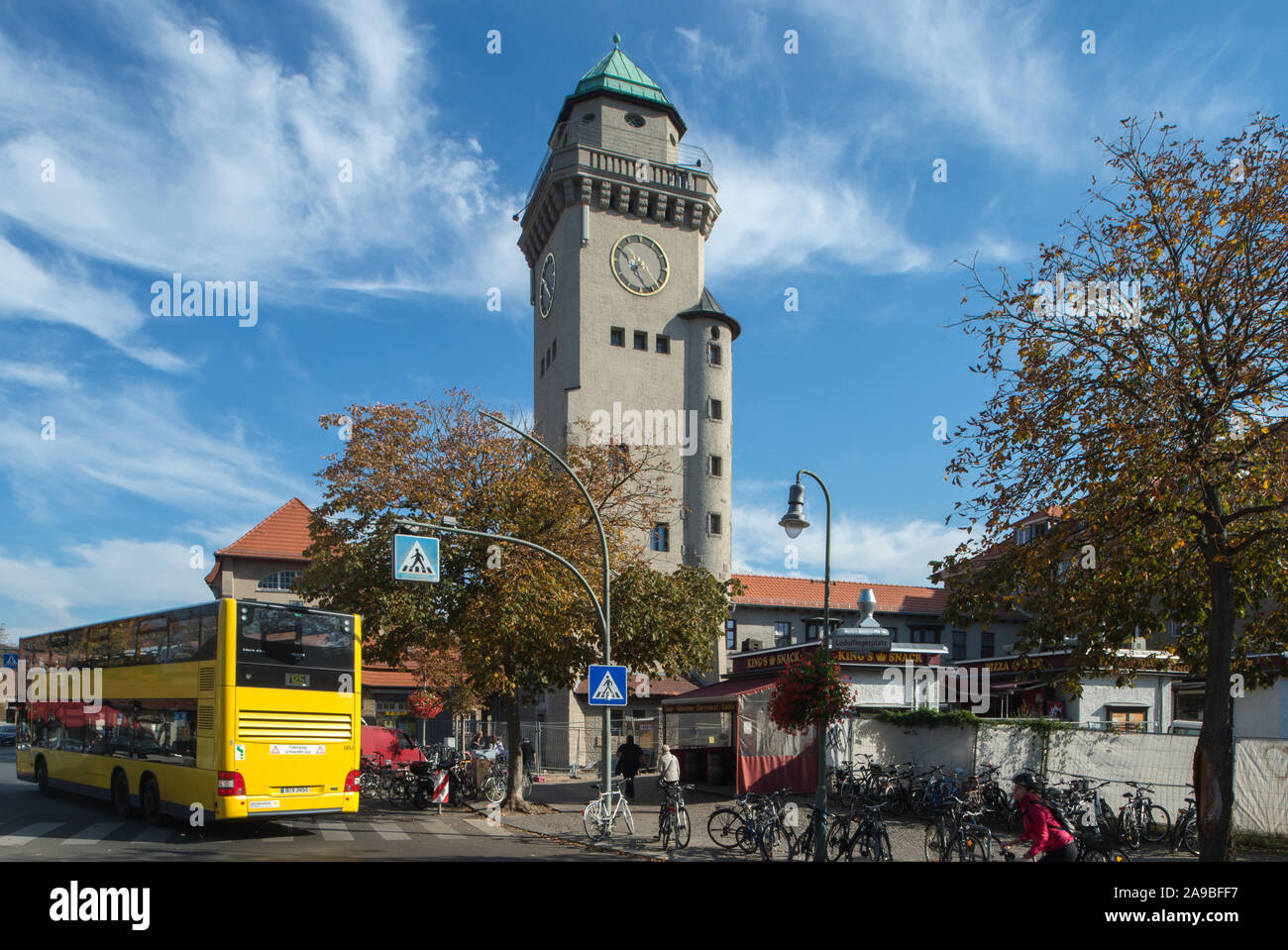 14.10.2018, Berlin , Germania - il casinò torre in Berlin-Frohnau, costruito 1909-1910 dopo disegni di Gustav Hart e Alfred minore. 0CE181014D028CAROE Foto Stock