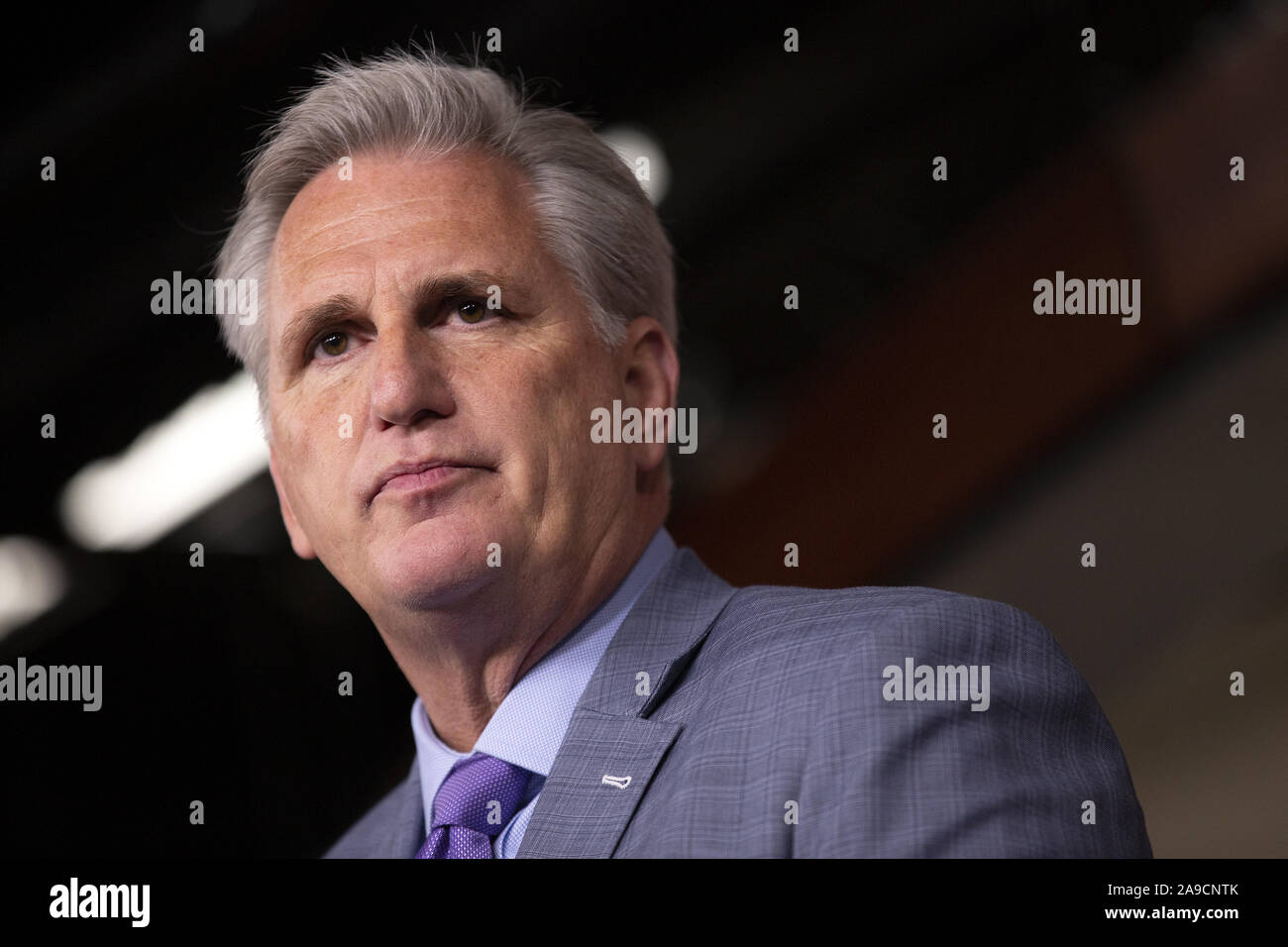 Novembre 14, 2019, Washington, Distretto di Columbia, Stati Uniti d'America: Stati Uniti House Leader della minoranza Kevin McCarthy (Repubblicano della California) parla durante una conferenza stampa a Capitol Hill a Washington D.C., USA, giovedì 14 novembre, 2019. (Credito Immagine: © Stefani Reynolds/CNP via ZUMA filo) Foto Stock