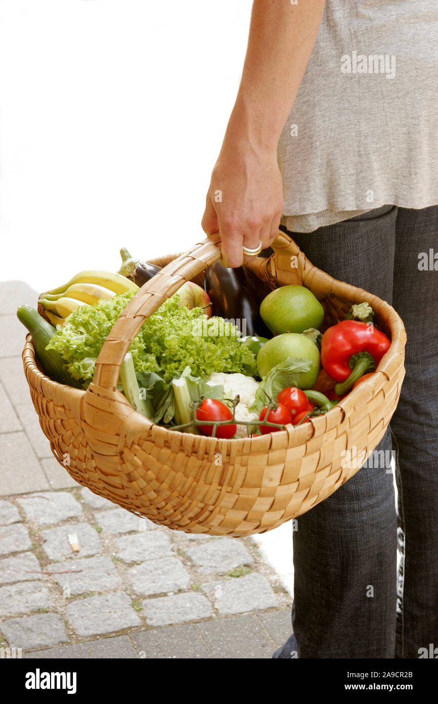 Shopping, carrello, nutrizione, salute cibo sano, la frutta e la verdura Foto Stock