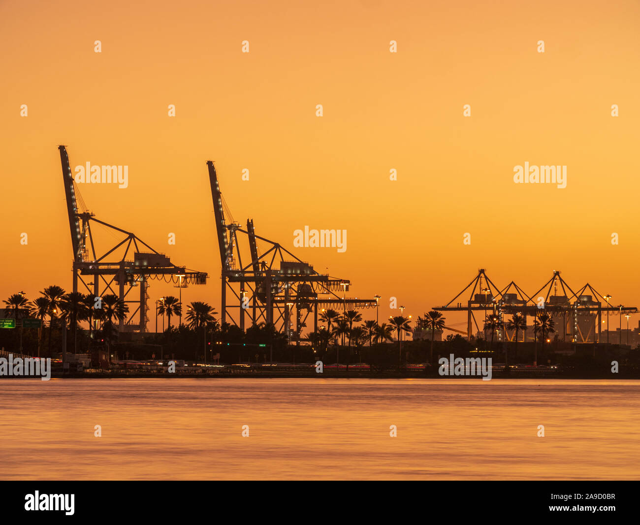 Una fantastica rosa tramonto al Porto di Miami, Stati Uniti d'America Foto Stock