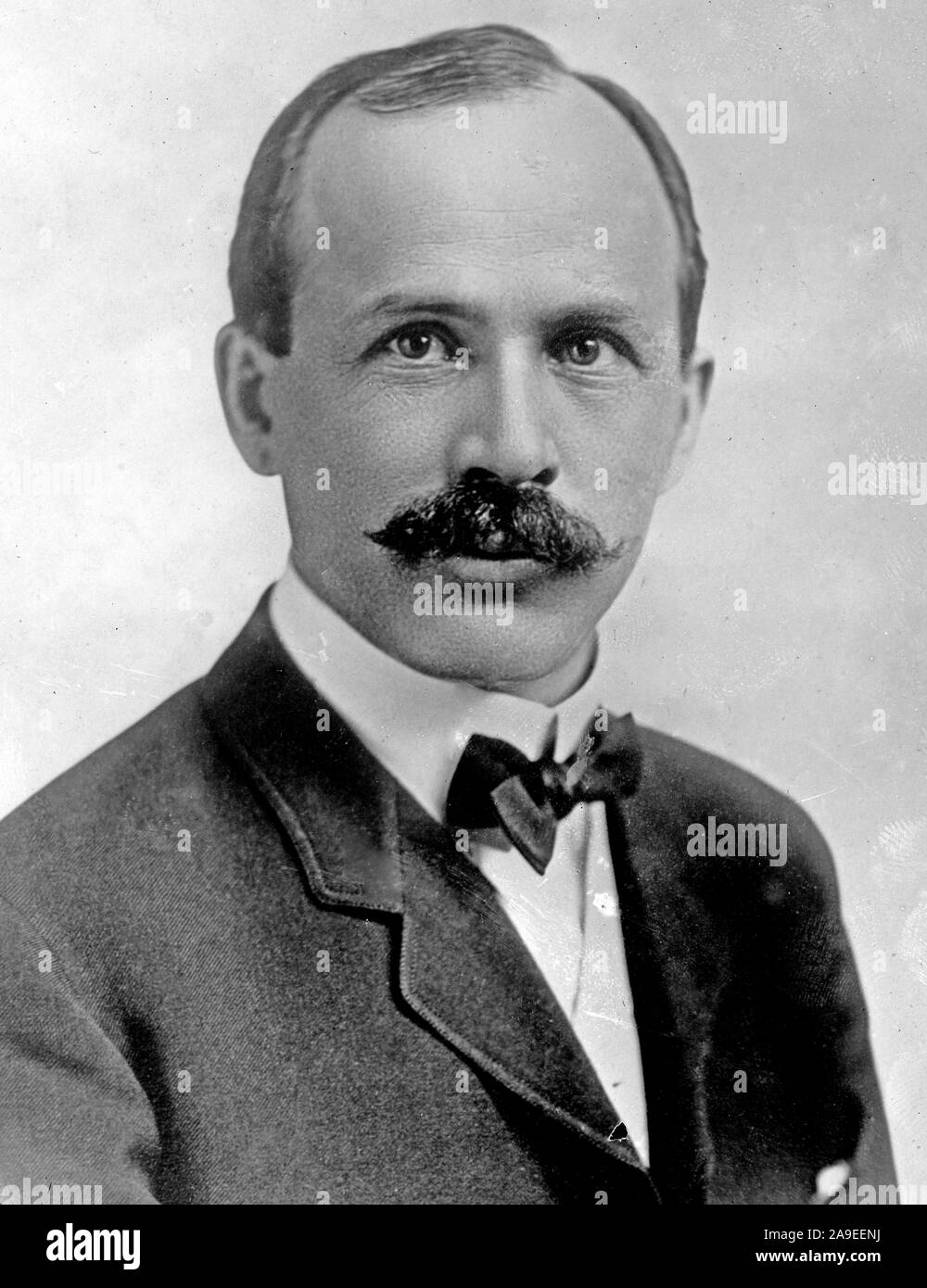 F.E. McGovern 9 13 1910 Foto Stock