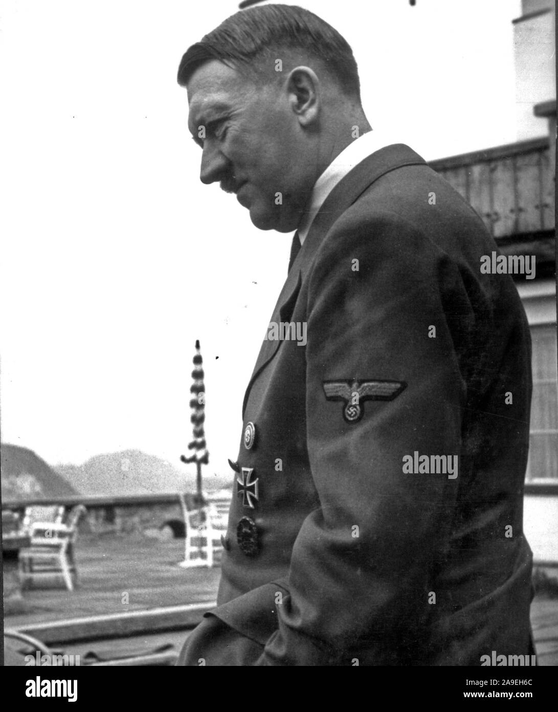 Eva Braun Collection (deset) - Adolf Hitler all'aperto presso il suo rifugio ca. fine del 1930 o all'inizio del 1940 Foto Stock