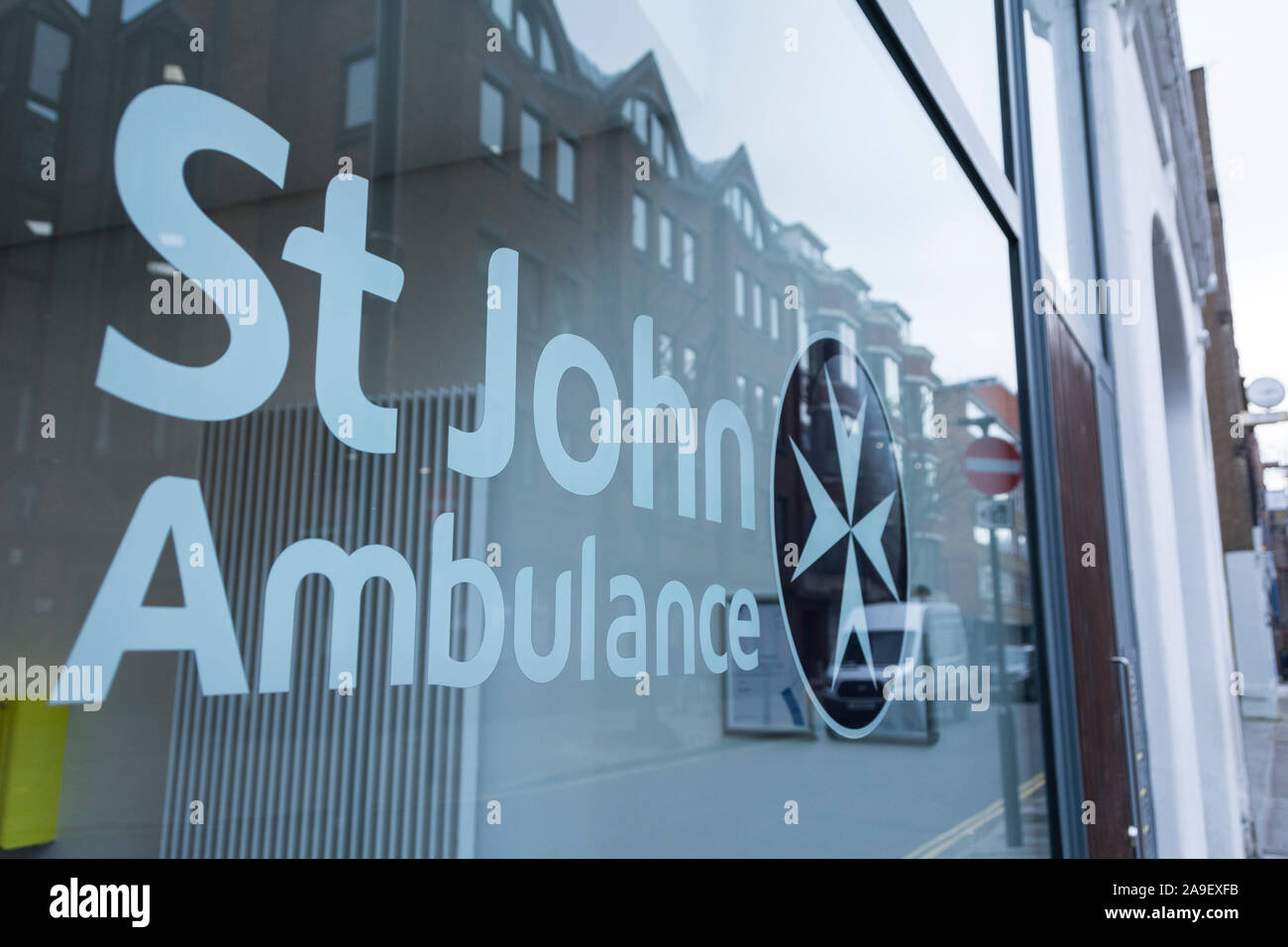 St John Ambulance Service, St John's Lane, Farringdon, London EC1, Regno Unito Foto Stock