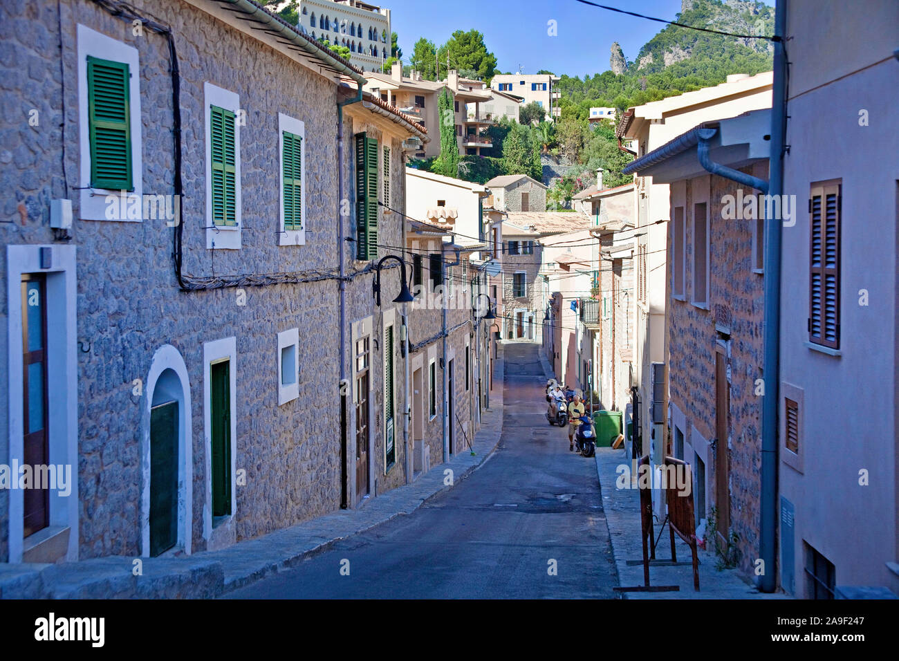 Vicolo a Port de Soller, Soller Maiorca, isole Baleari, Spagna Foto Stock