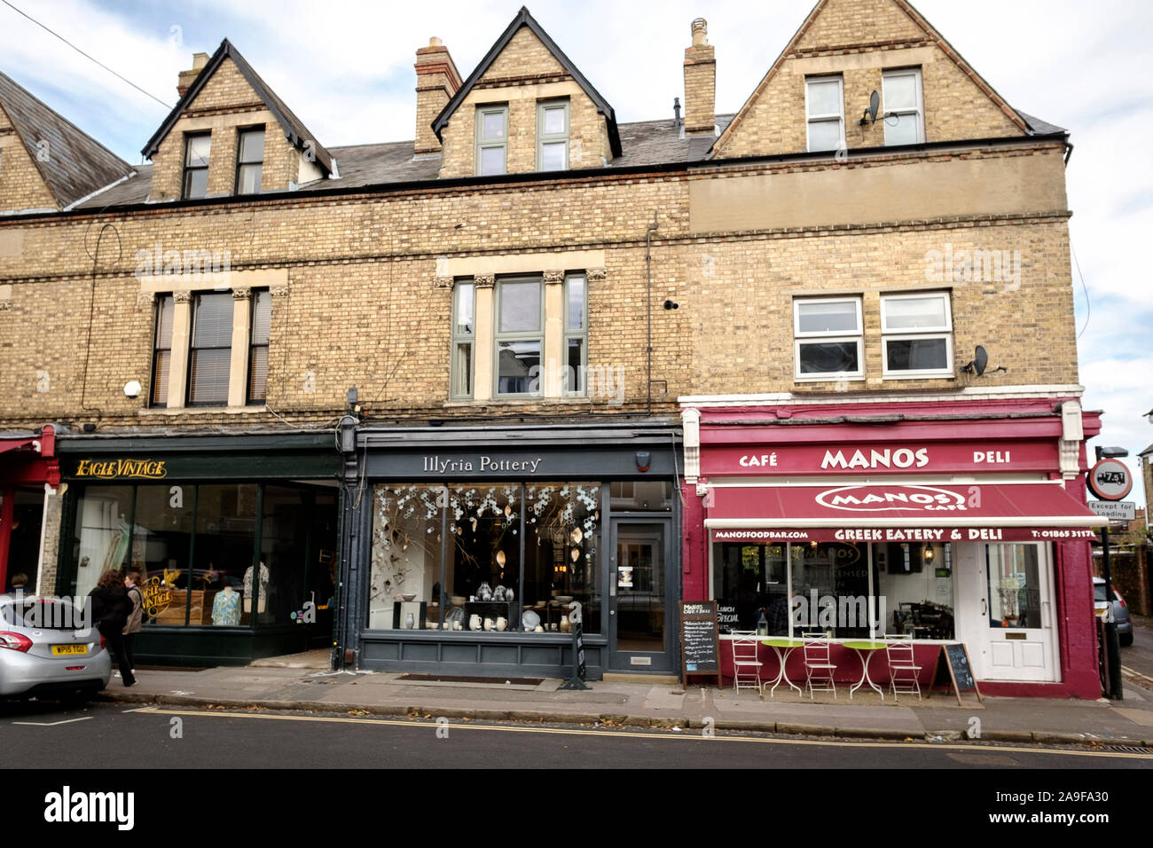 Negozi indipendenti e cafe Su Walton Street, Gerico, Oxford Foto Stock