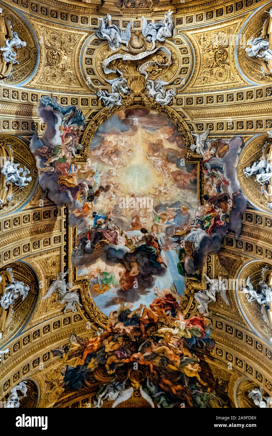 "Il trionfo del nome di Gesù di Giovanni Battista Gaulli nella Chiesa del Gesù, Roma, Italia Foto Stock