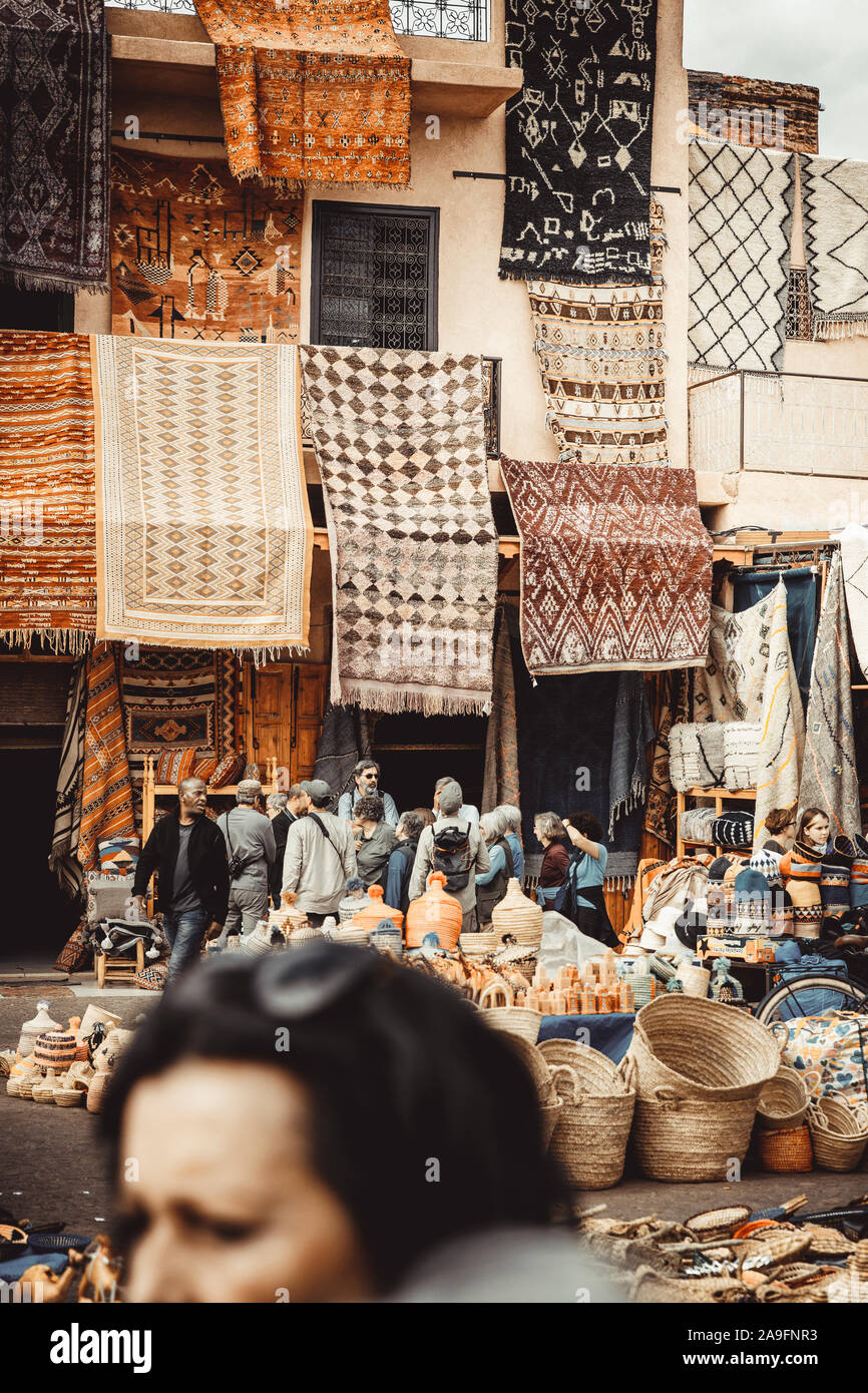 Tappeto tradizionale in stallo Foto Stock