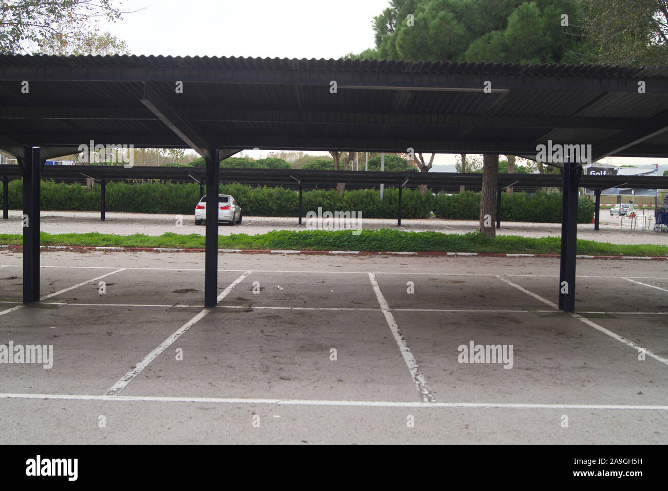 Aparcamiento Gratuito Carrefour Sant Boi Quedadas de Coches Nocturnas Foto Stock