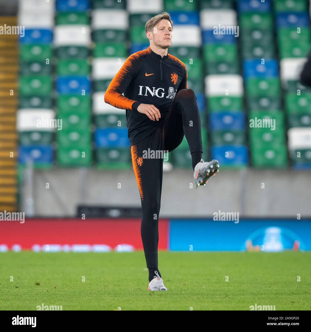 Belfast, Irlanda del Nord. Xv Nov, 2019. BELFAST, Windsor Park, 15-11-2019, stagione 2019/2020, calcio Euro qualificatore. Il giocatore olandese Wout Weghorst durante il match Holland treni in Belfast Credit: Pro scatti/Alamy Live News Foto Stock