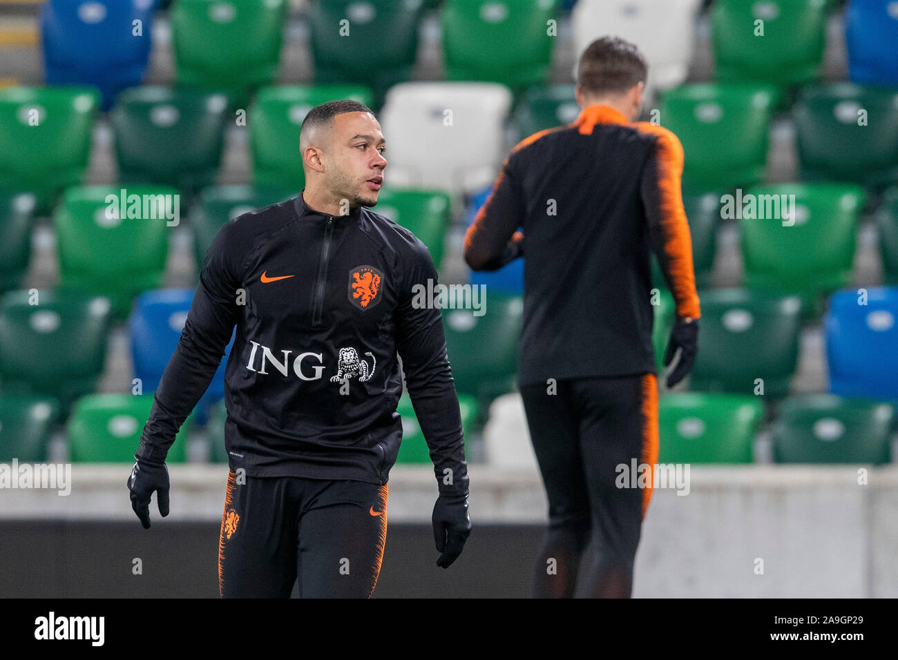 Belfast, Irlanda del Nord. Xv Nov, 2019. BELFAST, Windsor Park, 15-11-2019, stagione 2019/2020, calcio Euro qualificatore. Paesi Bassi il giocatore Memphis Depay durante il match Holland treni in Belfast Credit: Pro scatti/Alamy Live News Foto Stock