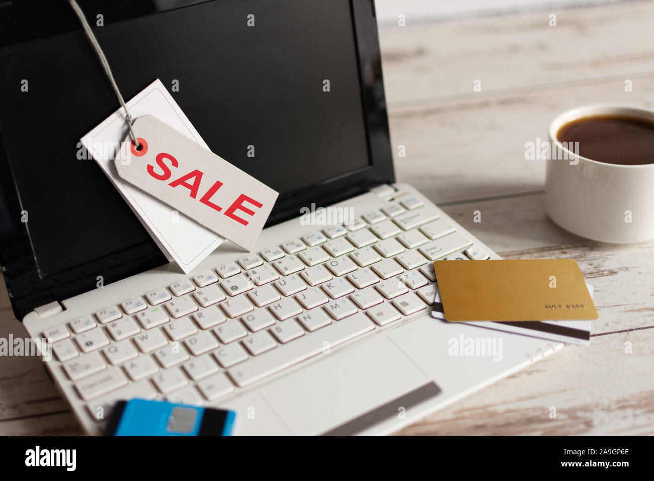 Cyber lunedì o venerdì nero vendita. Vacanze shopping online concetto. Foto Stock