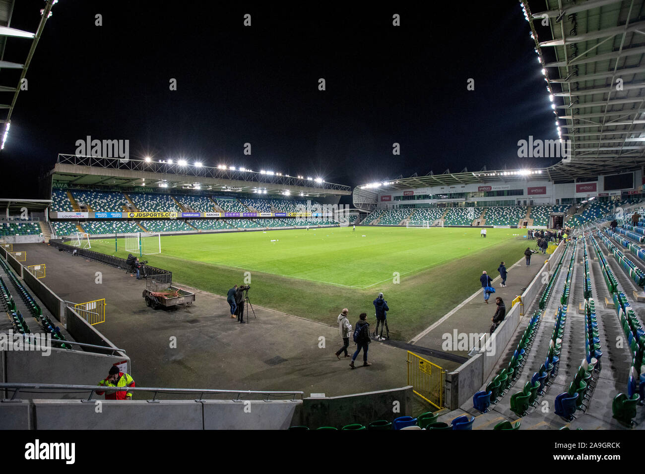 Belfast, Irlanda del Nord. Xv Nov, 2019. BELFAST, Windsor Park, 15-11-2019, stagione 2019/2020, calcio Euro qualificatore. panoramica dello stadio durante la partita Olanda treni in Belfast Credit: Pro scatti/Alamy Live News Foto Stock