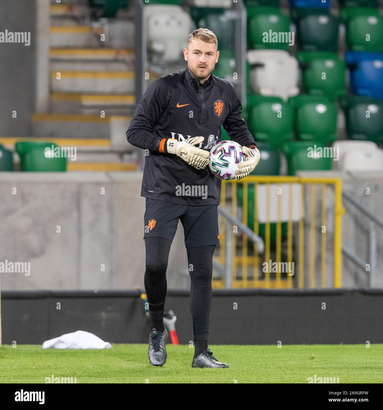 Belfast, Irlanda del Nord. Xv Nov, 2019. BELFAST, Windsor Park, 15-11-2019, stagione 2019/2020, calcio Euro qualificatore. Paesi Bassi player Jeroen Zoet durante il match Holland treni in Belfast Credit: Pro scatti/Alamy Live News Foto Stock
