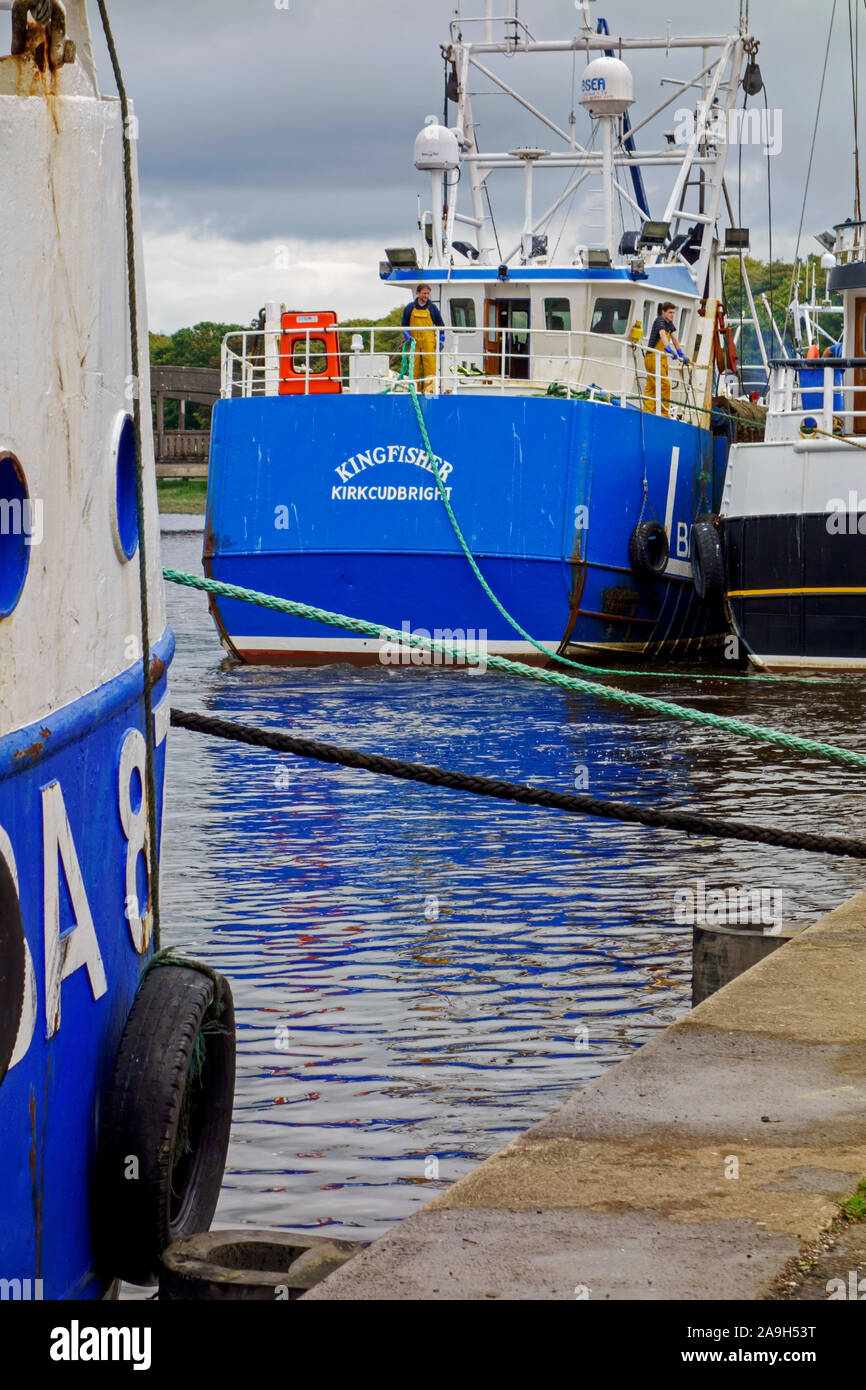 Smerlo draghe presso il porto a Kirkcudbright, Dumfries and Galloway, Scozia. Foto Stock