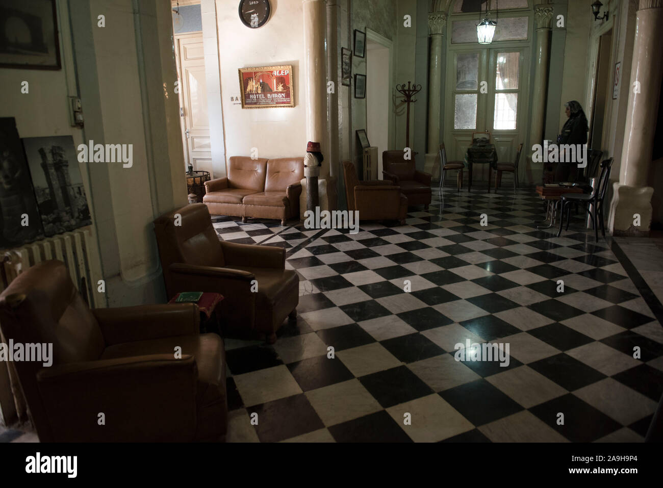 Foto di Aleppo mostrano ciò che rimane da 'Al-Baroun' Hotel in Siria.L idea della costruzione di un hotel di lusso di Aleppo è salito alla fine del XIX secolo. Foto Stock