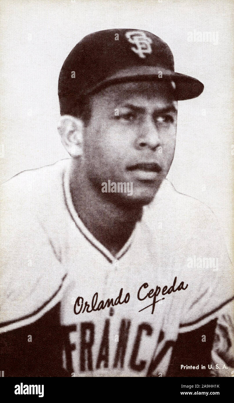 Vintage in bianco e nero presentano Scheda di baseball di Orlando Cepeda con i San Francisco Giants circa 1960s. Foto Stock Vintage in bianco e nero presentano Scheda di baseball di Orlando Cepeda con i San Francisco Giants circa 1960s. Foto Stock