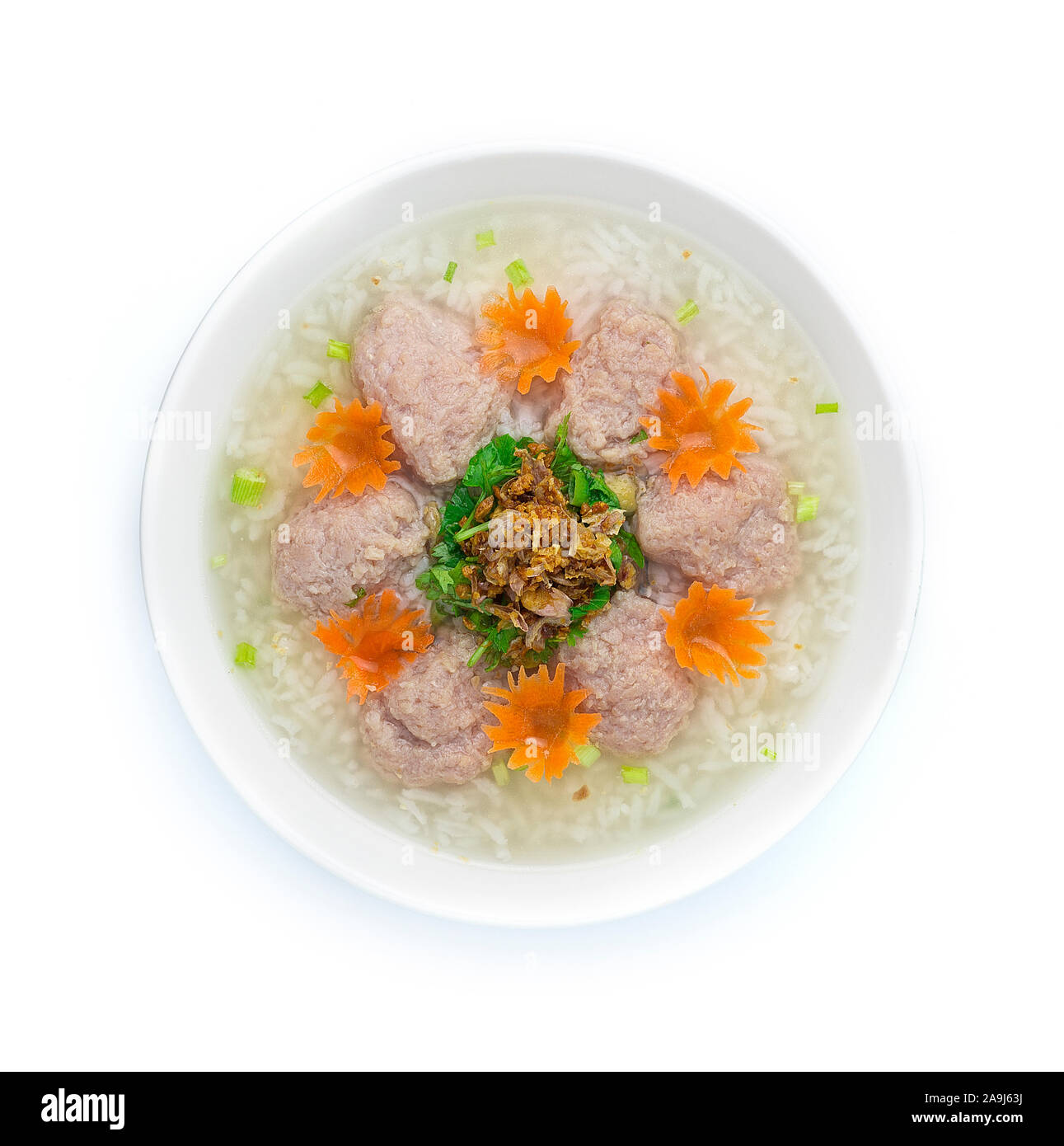 Farinata di riso bollito con marinare carne di maiale in forma di cottura a sfera Maincorse gustoso cibo tailandese stile fusion decorare mix cinese stile alimentare decorare con auto Foto Stock