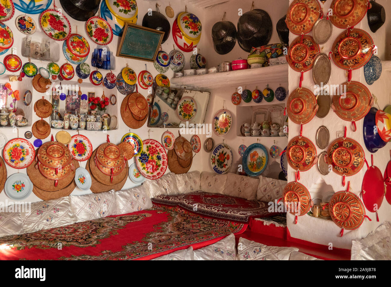 Etiopia, Est Hararghe, Harar, interni di Rewda (Rowda Weber culturali Guest House, tradizionale arredamento di interni e layout Foto Stock