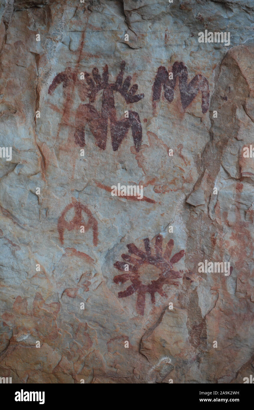 Peña Escrita pitture rupestri a Fuencaliente (Ciudad Real, Spagna meridionale), un notevole esempio di post-l'arte parietale paleolitica Foto Stock