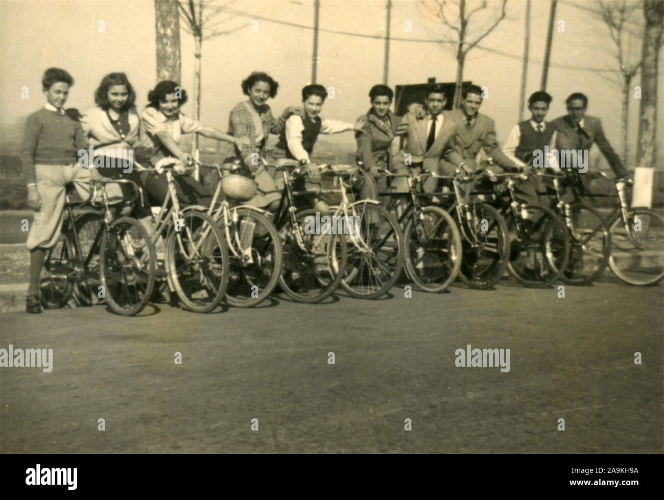 Gruppo di grandi dimensioni con le biciclette, Italia Foto Stock